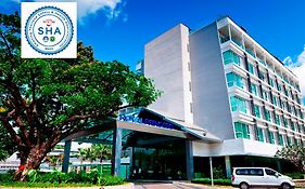 โรงแรมรอยัลปริ๊นเซส หลานหลวง - SHA Extra Plus